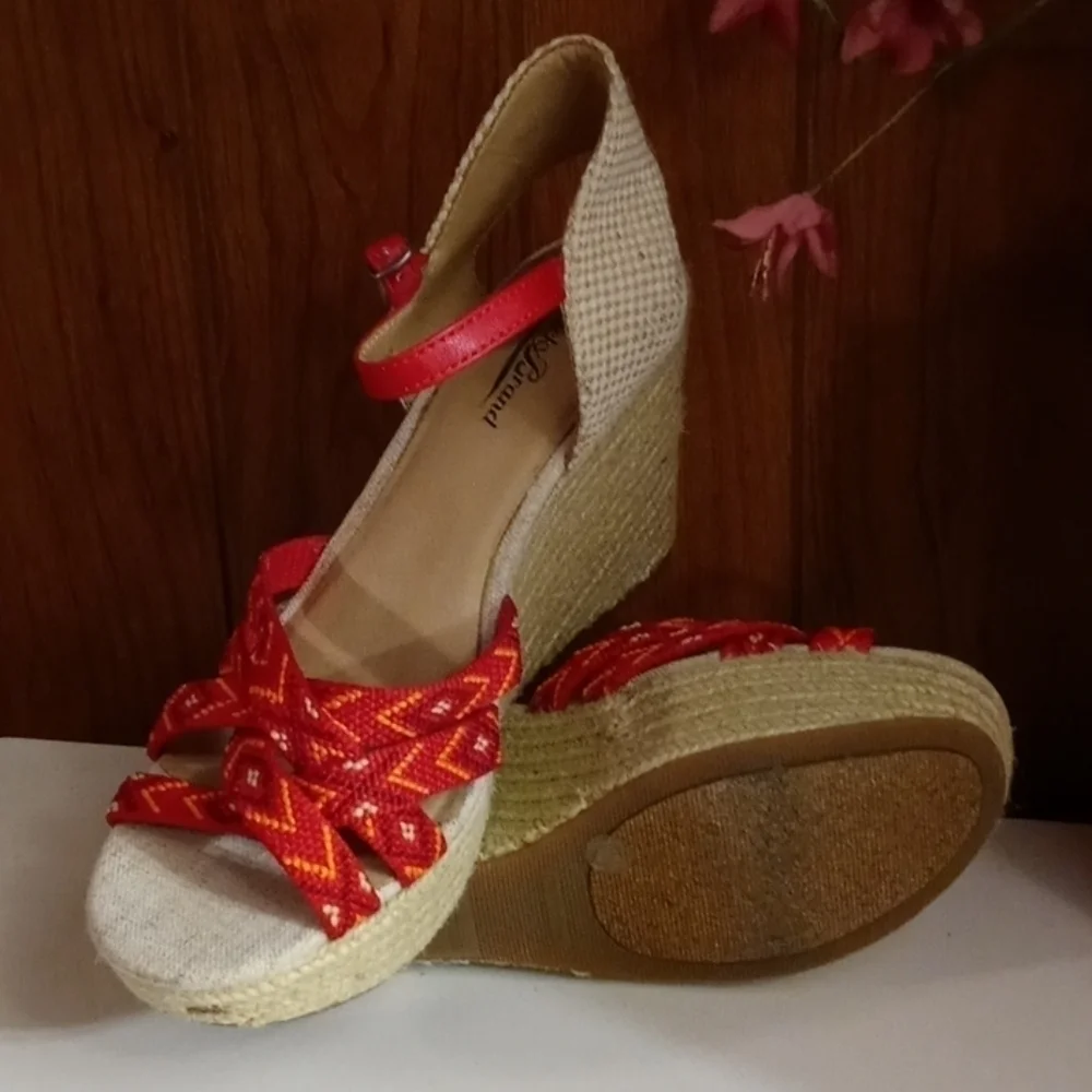 Lucky Brand wedges size 8 like new conditi…